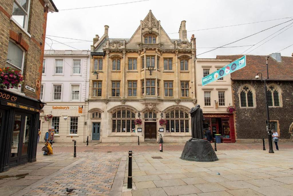 The Most Central Apartment In Canterbury Stunning Interiors, Fully Equipped, City Views And Free Wifi! Esterno foto